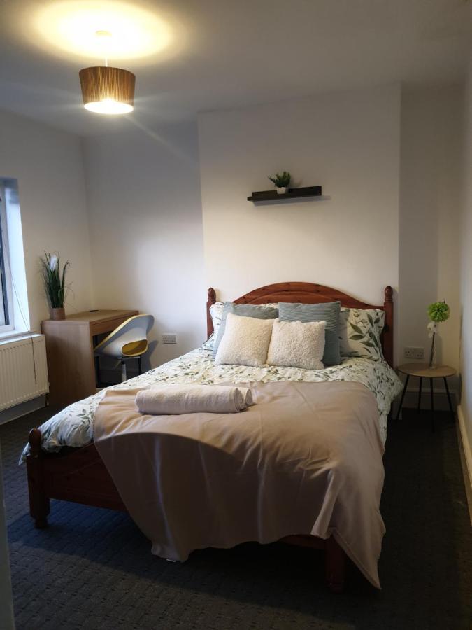 Osmaston Park Sleeps * Derby
